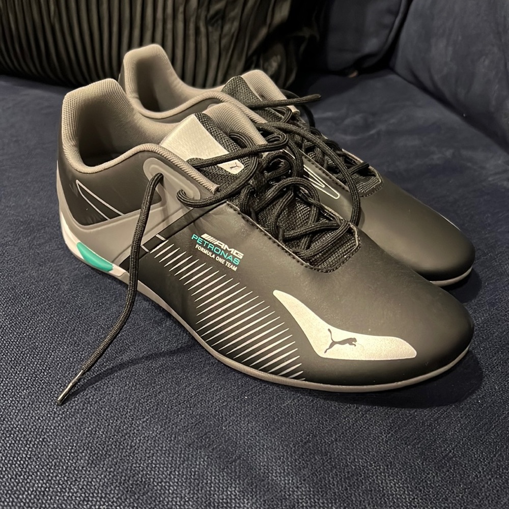 Men’s Puma shoes
